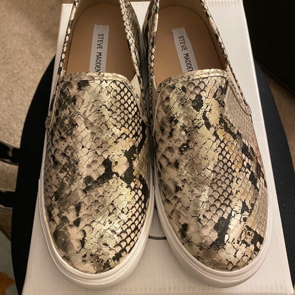 Steve Madden Slip On Shoes